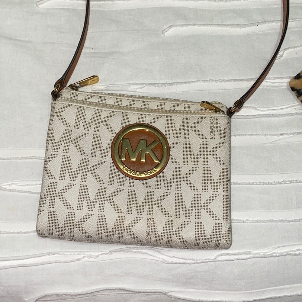 Michael Kota brown/cream cross body purse